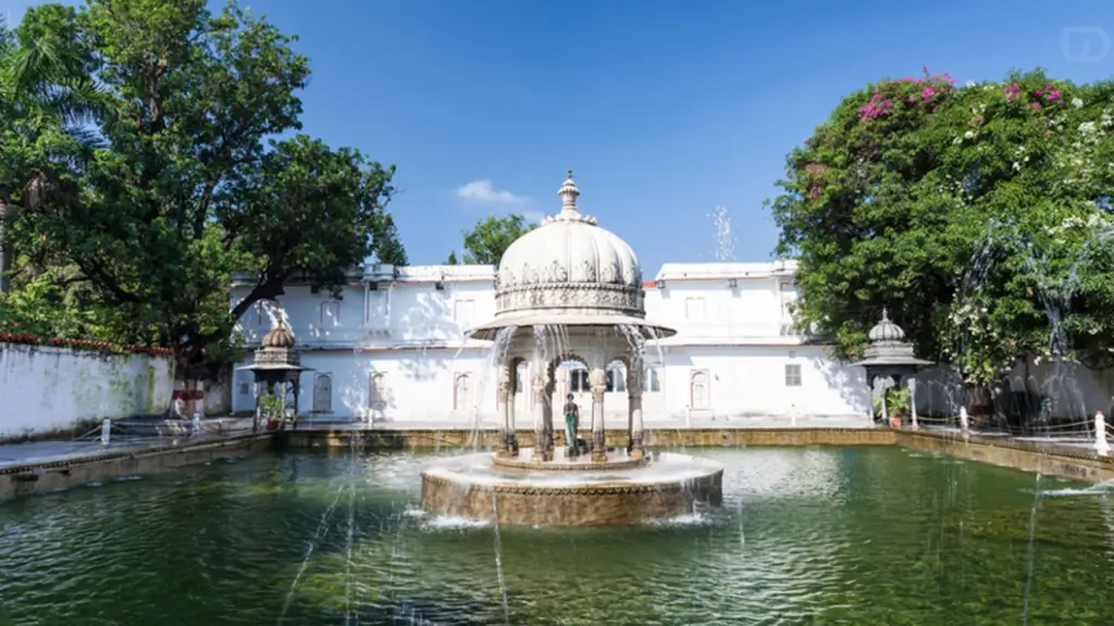 10 Unique Places to Visit in Udaipur