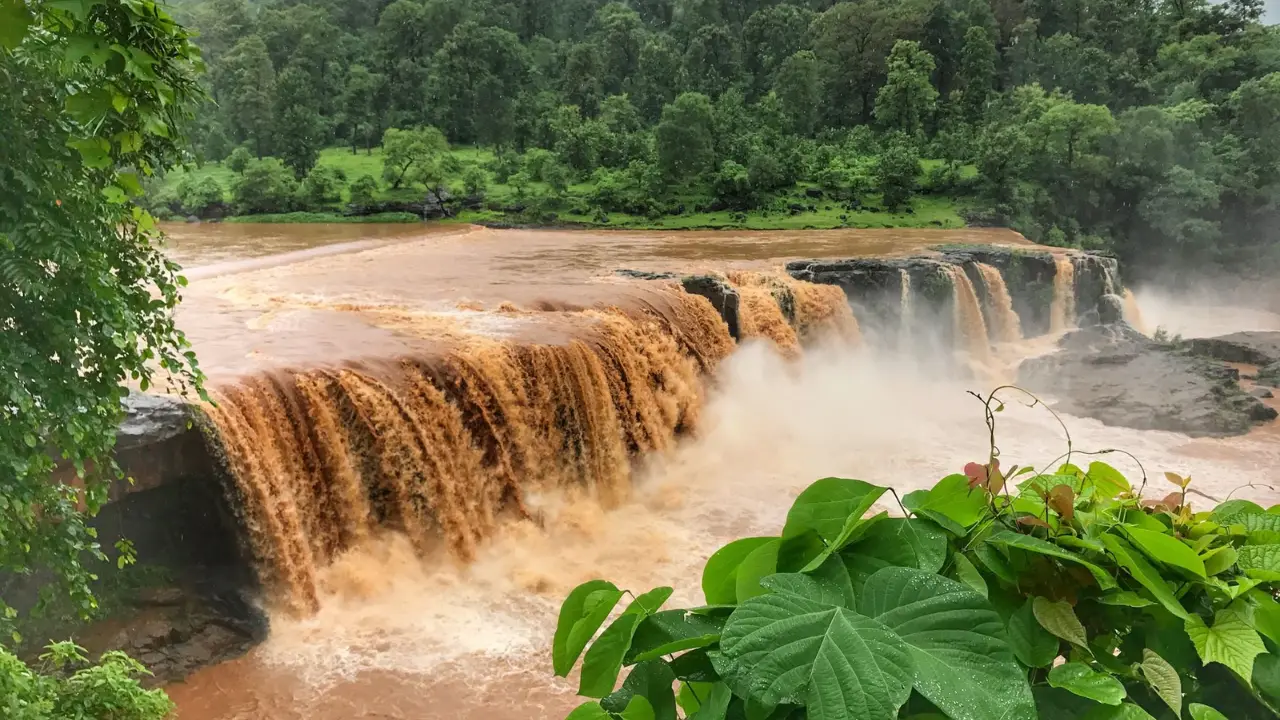 Saputara Hill Station: Perfect Getaway for Nature Lovers