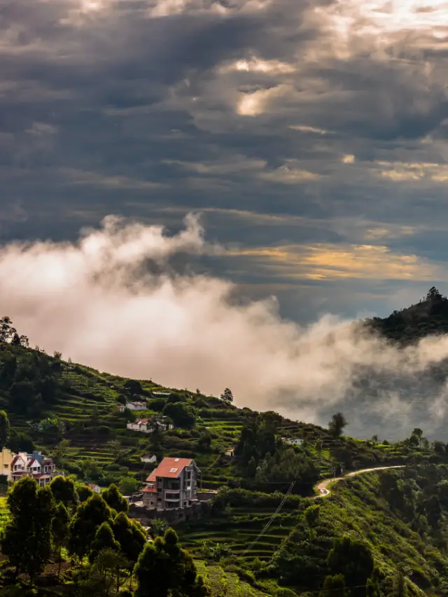 Charming Top 10 Hill Stations in India